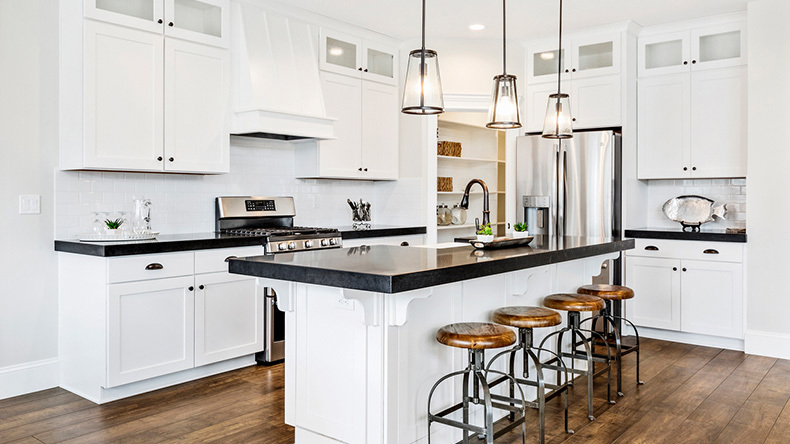monochrome-kitchen-wood