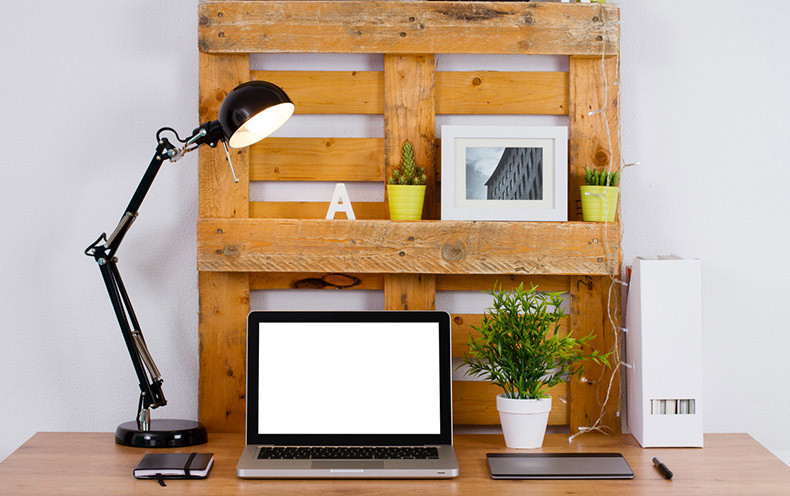 pallet desk organiser